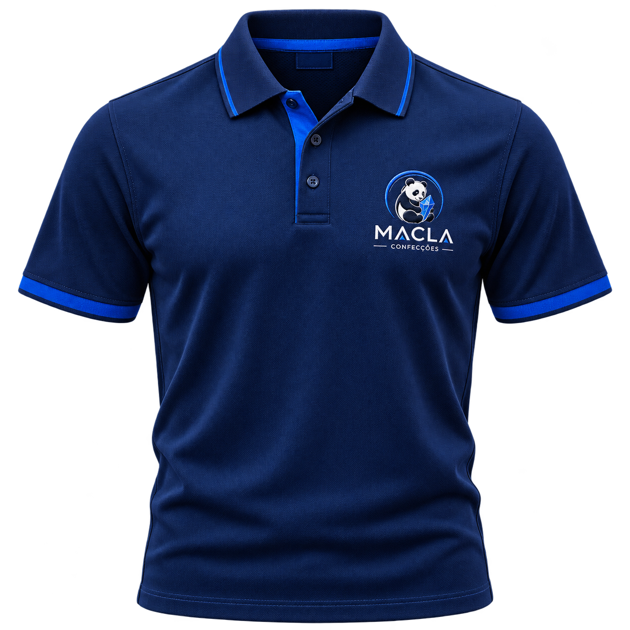 Camiseta polo azul com a logo da Macla Confecções